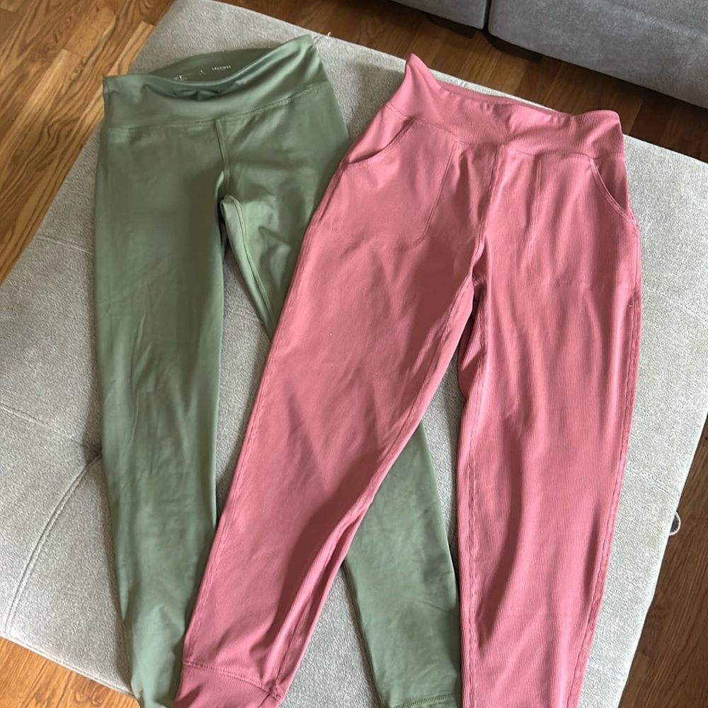 2 pair of Girls’ Old Navy leggings/joggers, size L(10-12).  Like new